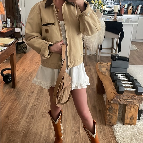 Meet your Posher, Hannah - Picture 8 of 12